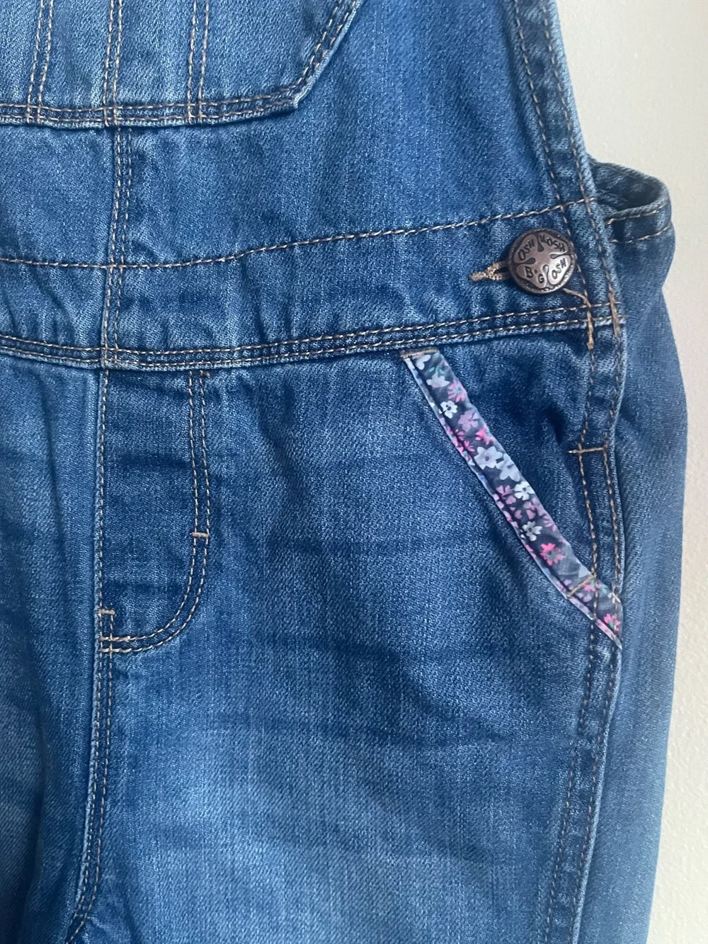 OshKosh B'gosh Blue Denim Overalls with Floral Trim size 5T